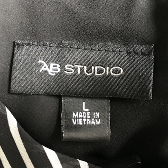 AB Studio Scoop Split Back Striped Lined Top L - Picture 7 of 7